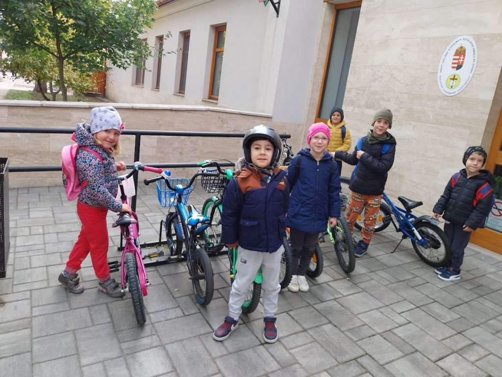 Kerékpártúra a kápolnához